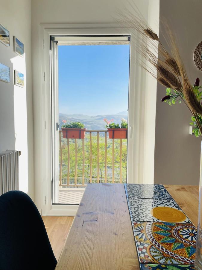 Apartamento Loft Panoramico Caltagirone Centro Exterior foto